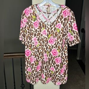 Southern Stitch Animal Print and Rose Cross Chest Blouse Size XL Mobwife Floral